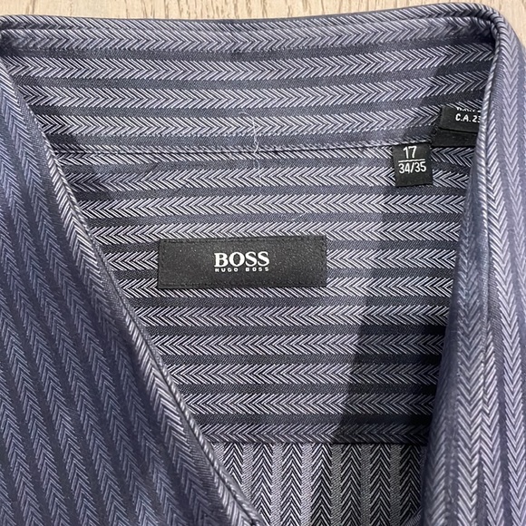 Hugo Boss Men’s Dress Shirt - Picture 2 of 5